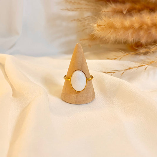 Zayana | White Jade | Adjustable Ring